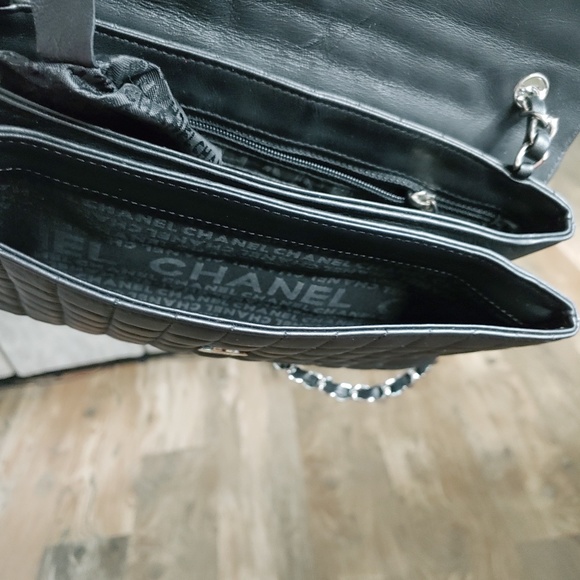 Chanel bag 50th runway bag - Picture 3 of 3
